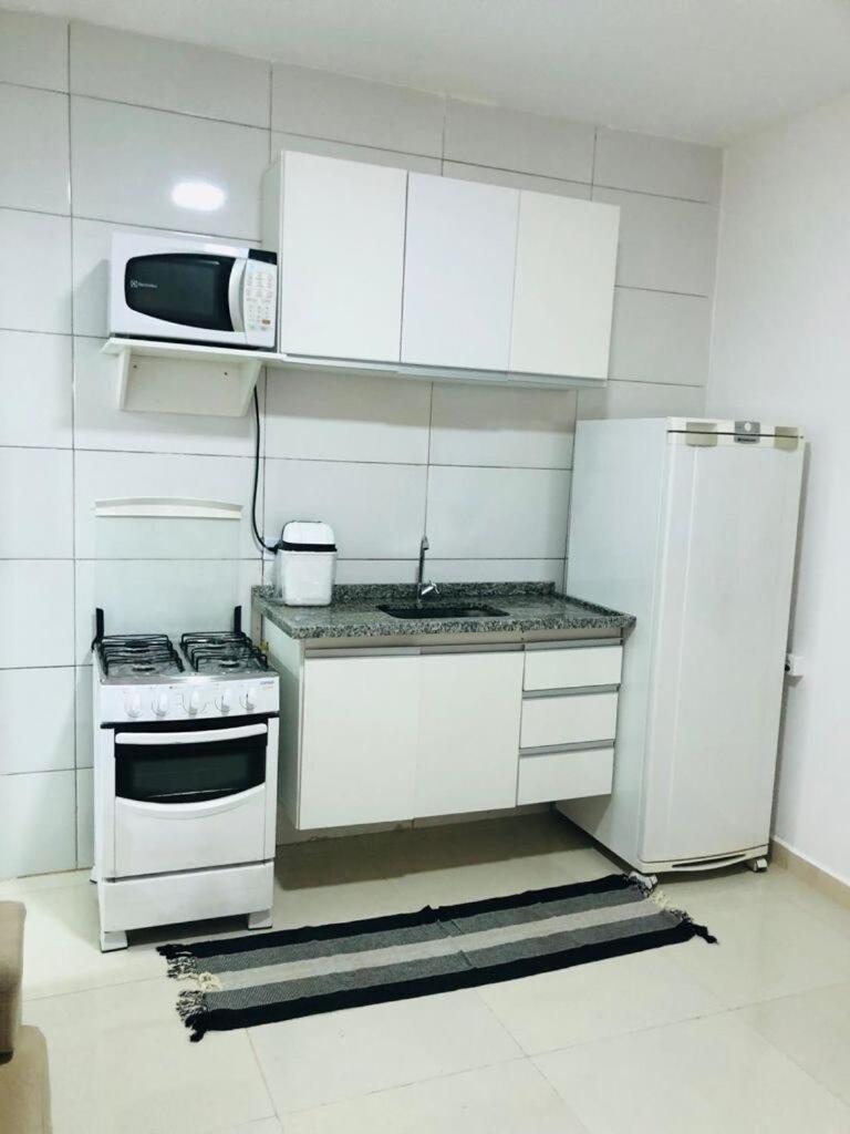 Aconchegante Com 01 No Tremembe-sp